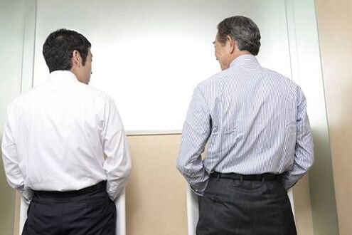 problemas coa micción debido á prostatite