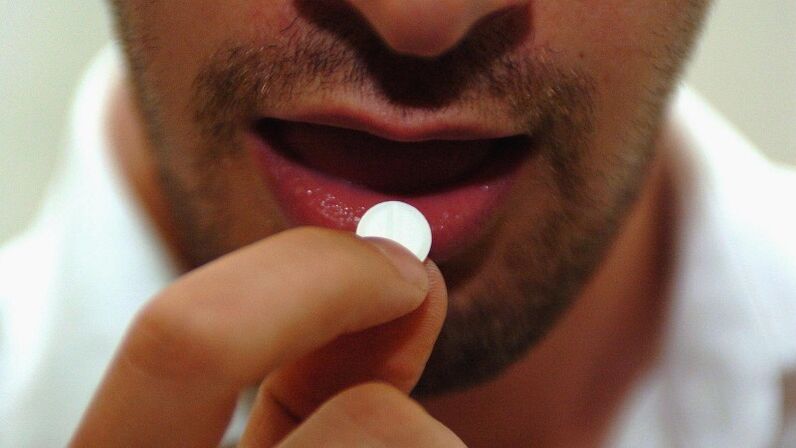 Tomar medicamentos a base de materias primas naturais evitará o desenvolvemento da prostatite